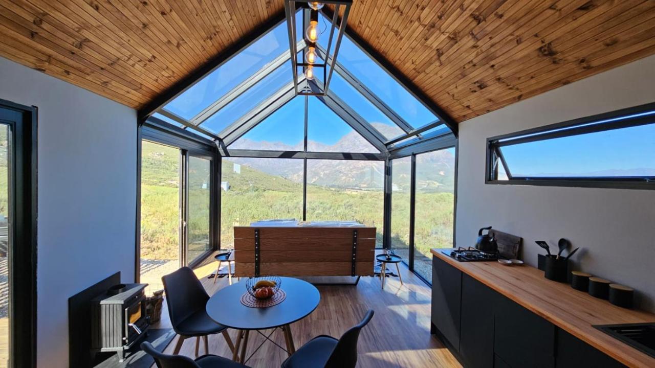 Вилла Little Acre Luxury Pods Тульбах Экстерьер фото