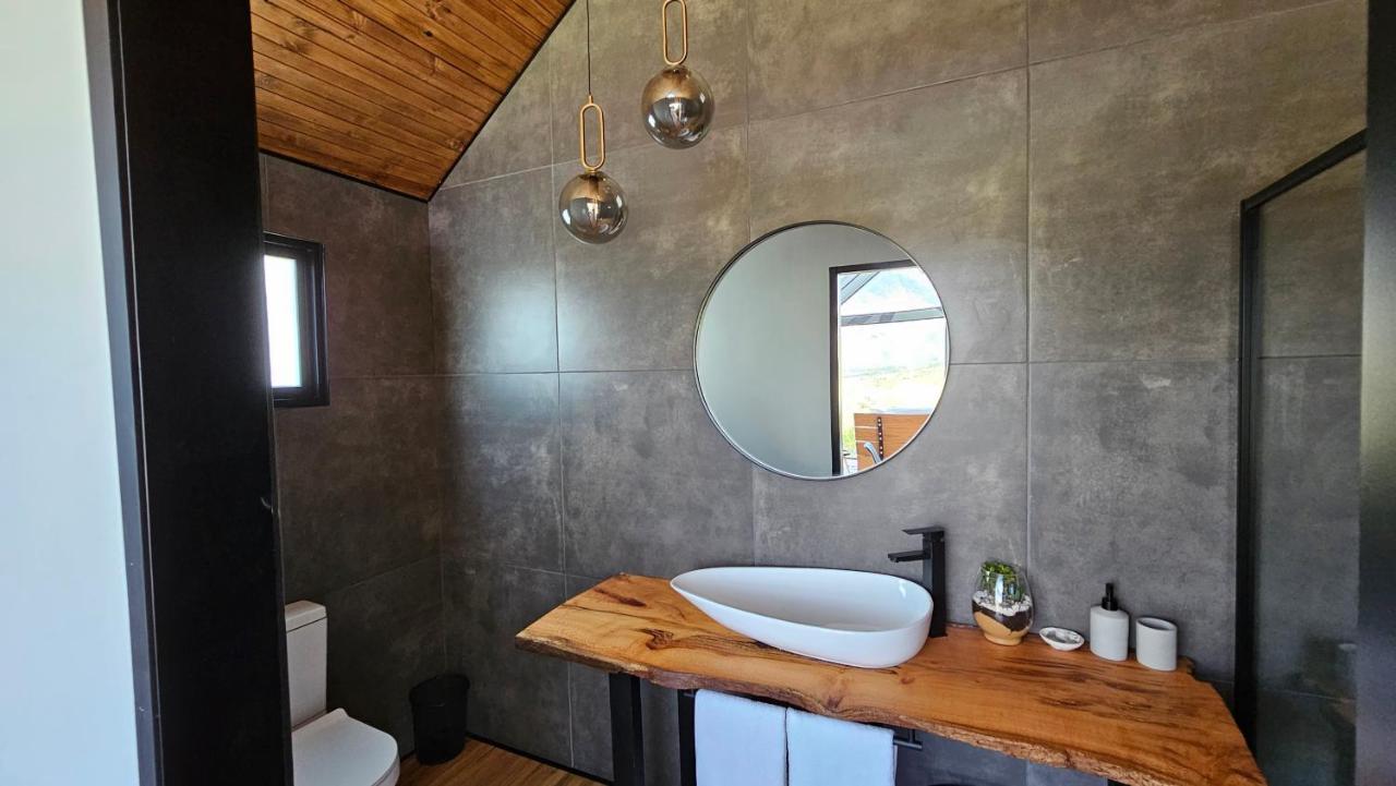 Вилла Little Acre Luxury Pods Тульбах Экстерьер фото