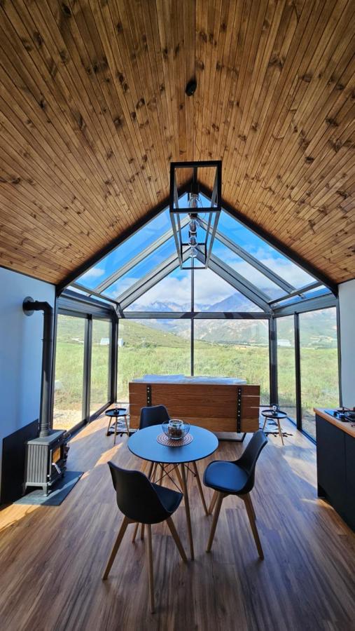 Вилла Little Acre Luxury Pods Тульбах Экстерьер фото